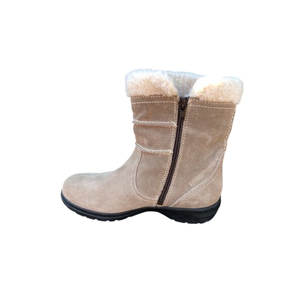 Clarks Ankle Boots Beige Suede Womens 6M Faux Fur Lining Side Zipper - Picture 7 of 10
